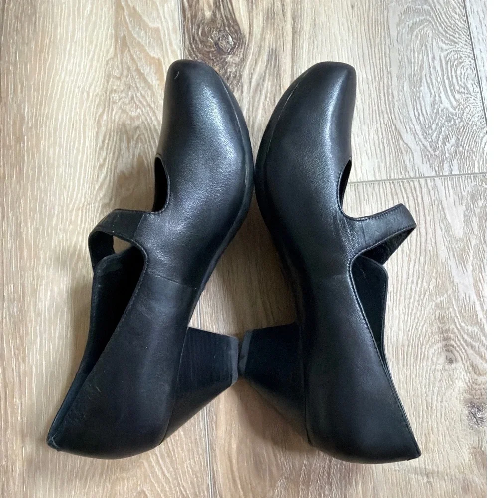 Dansko Black Leather Mary Jane Block Heel Clogs Pumps EU36 Chunky Dark Academia⁠